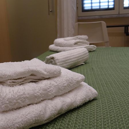Bed and Breakfast Montecarlo Palace Palermo Zewnętrze zdjęcie
