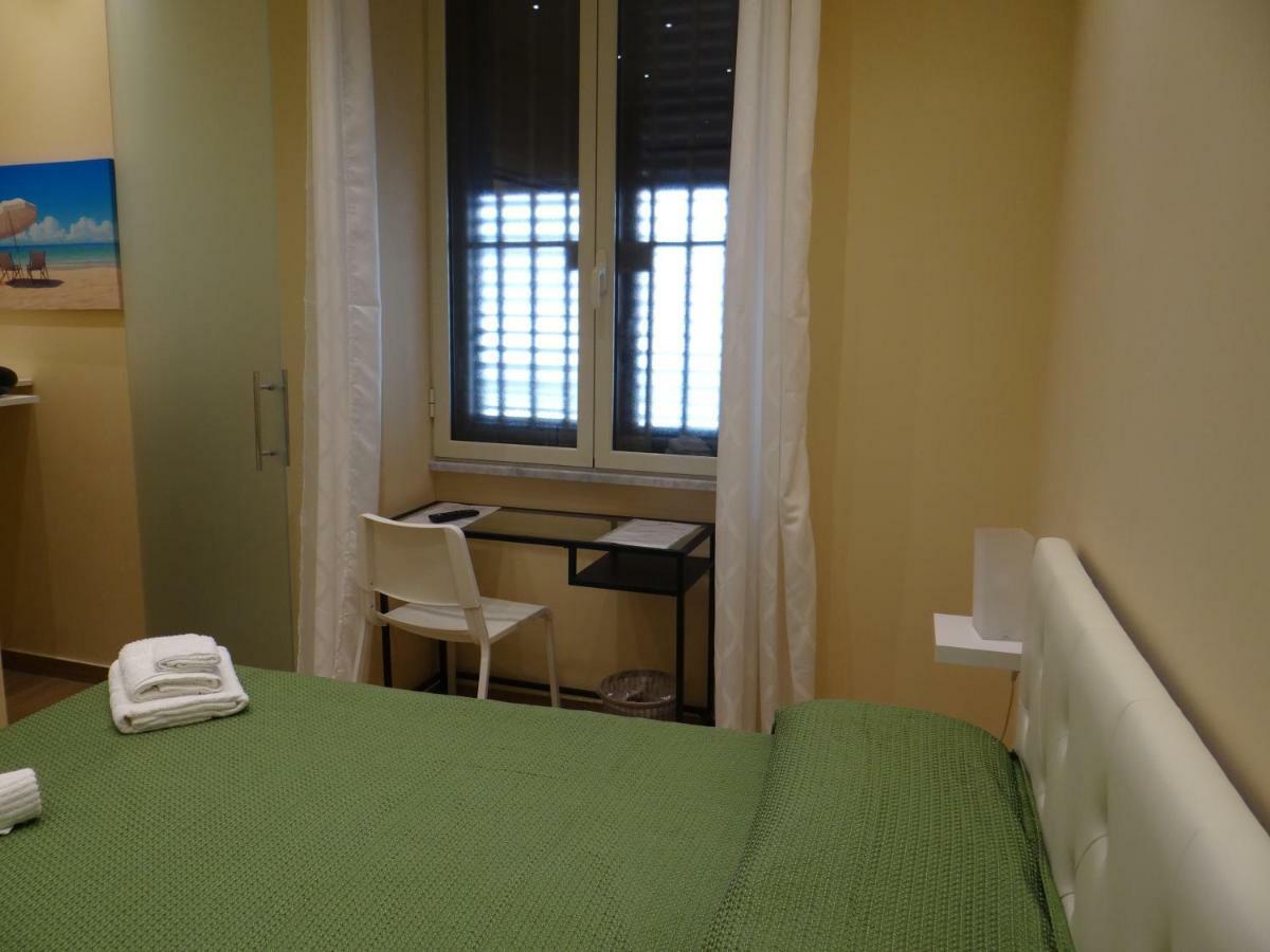 Bed and Breakfast Montecarlo Palace Palermo Zewnętrze zdjęcie